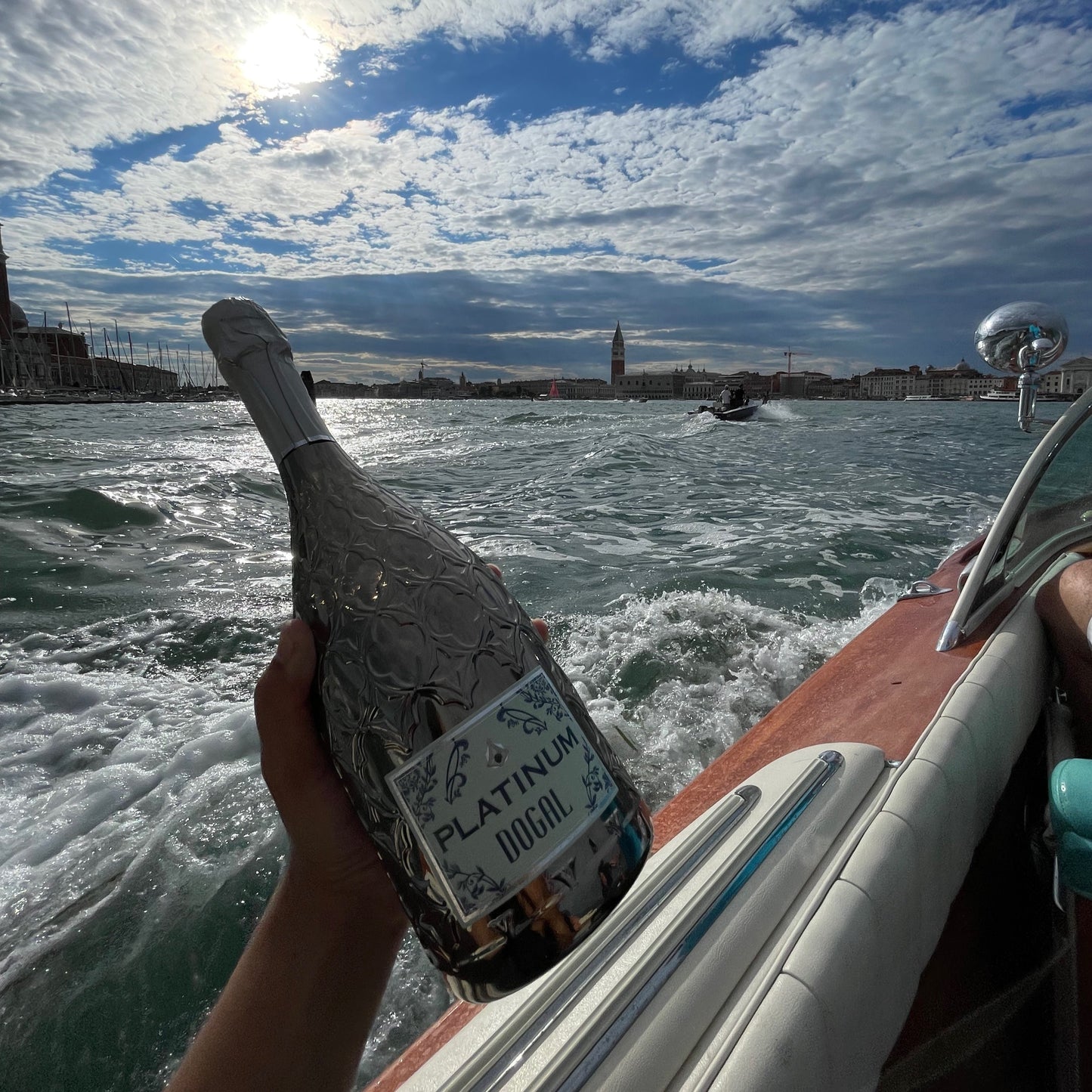 PLATINUM | Venetian Hedonism | Extra Brut (750 ml) - DOGAL